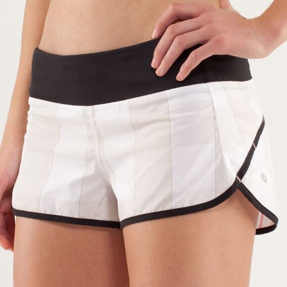 Lululemon Run: Speed Short 2.5" - 6 Gros Gingham Dune / Black - Picture 2 of 6
